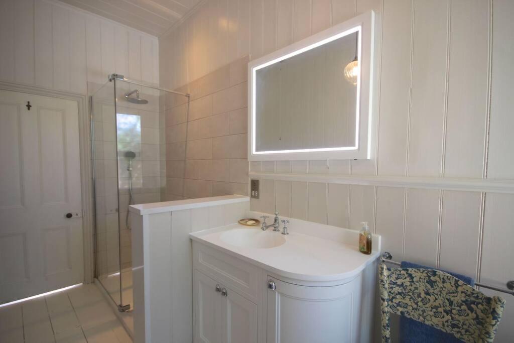 Downsview Villa Kingsdown  Eksteriør bilde